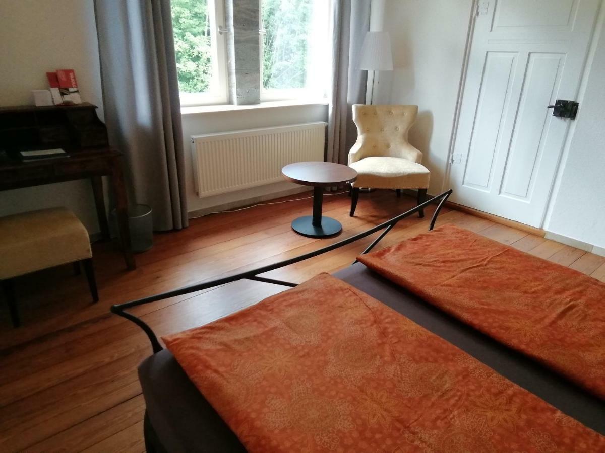 Im Bahnhof - Gästezimmer - Weikersheim Exterior foto